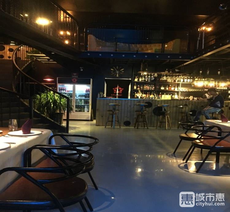 與樂音樂西餐廳