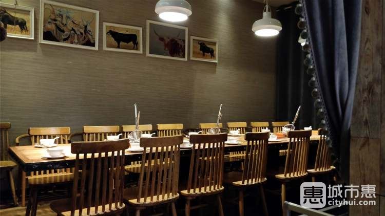 禾品潮汕牛肉火鍋(萬(wàn)塘店)